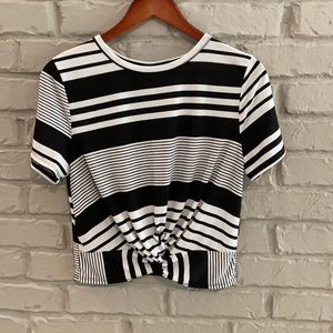 Black and Whit striped Top